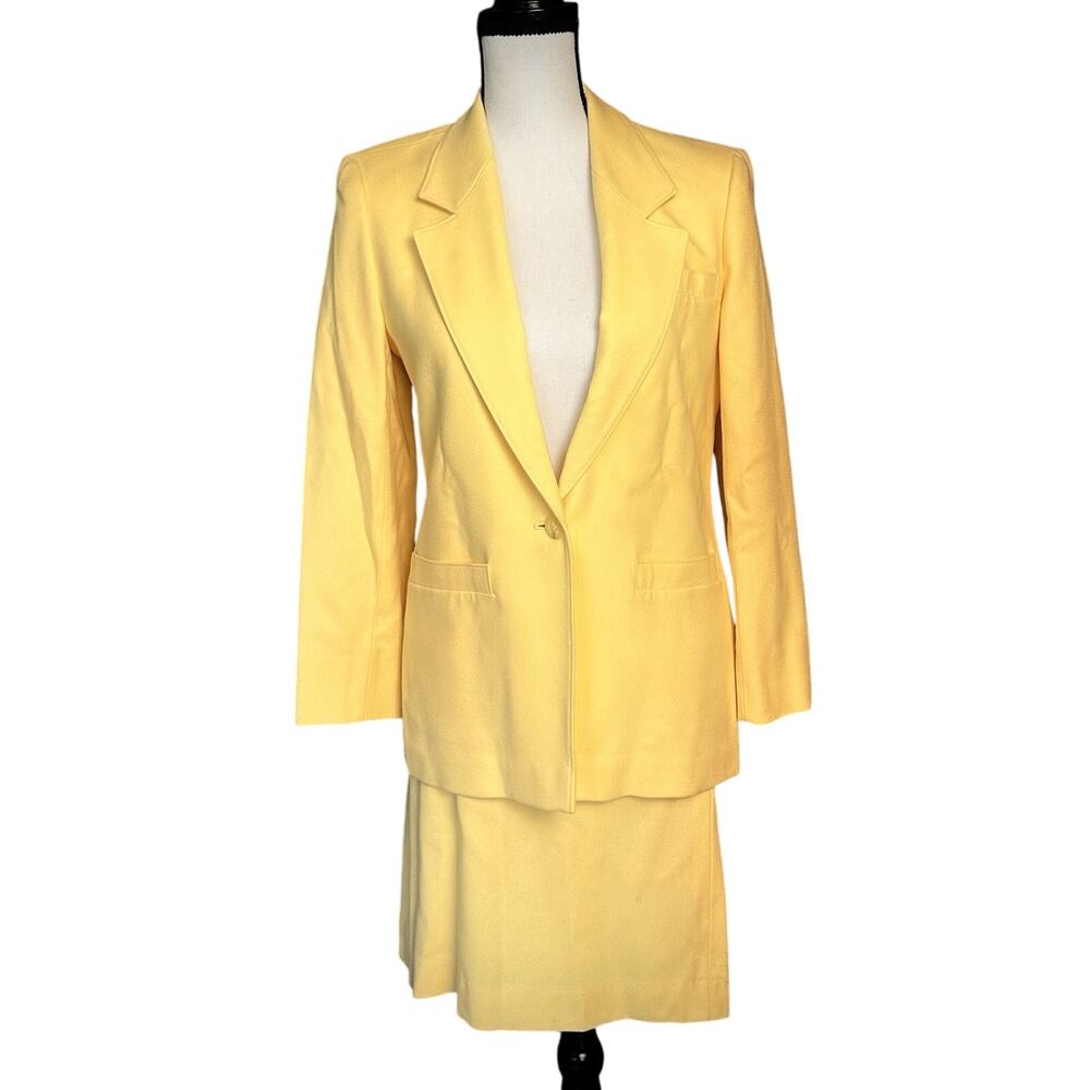 Vintage Pendleton Women’s Blazer And Pencil Skirt 100%‎ Virgin Wool Yellow Sz. 4